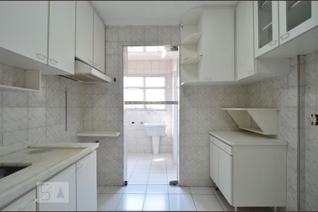 Apartamento à venda com 62m², 2 quartos e 1 vagaCozinha