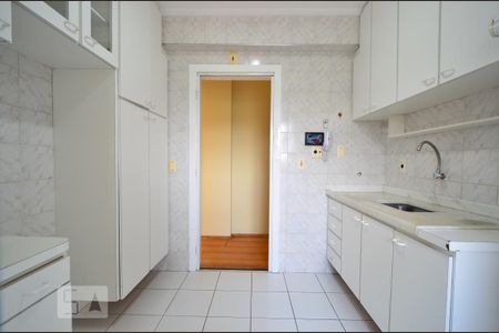 Apartamento à venda com 62m², 2 quartos e 1 vagaCozinha