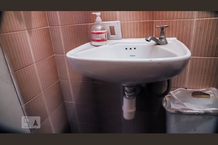 Casa à venda com 122m², 3 quartos e 2 vagas Casa à venda com 122m², 3 quartos e 2 vagasBanheiro 3