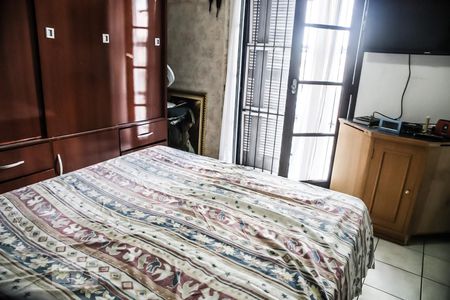 Casa à venda com 122m², 3 quartos e 2 vagas Casa à venda com 122m², 3 quartos e 2 vagasQuarto 1