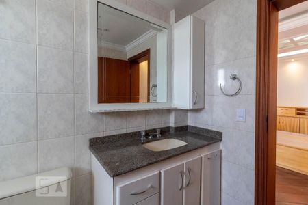 Apartamento à venda com 207m², 4 quartos e 4 vagas Apartamento à venda com 207m², 4 quartos e 4 vagasBanheiro da Suíte 2