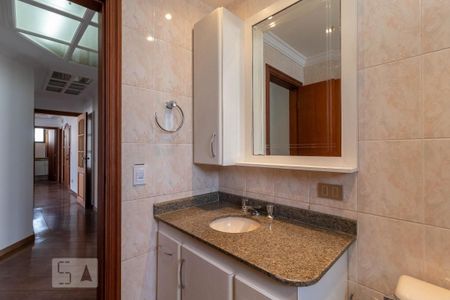 Apartamento à venda com 207m², 4 quartos e 4 vagas Apartamento à venda com 207m², 4 quartos e 4 vagasBanheiro Comum