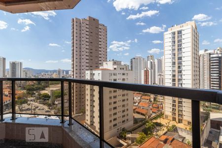 Apartamento à venda com 207m², 4 quartos e 4 vagas Apartamento à venda com 207m², 4 quartos e 4 vagasVaranda da Sala de Jantar