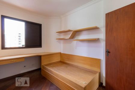 Apartamento à venda com 207m², 4 quartos e 4 vagas Apartamento à venda com 207m², 4 quartos e 4 vagasSuíte 1