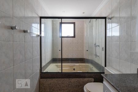 Apartamento à venda com 207m², 4 quartos e 4 vagas Apartamento à venda com 207m², 4 quartos e 4 vagasBanheiro da Suíte 2