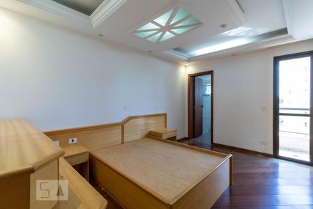 Apartamento à venda com 207m², 4 quartos e 4 vagas Apartamento à venda com 207m², 4 quartos e 4 vagasSuíte 2