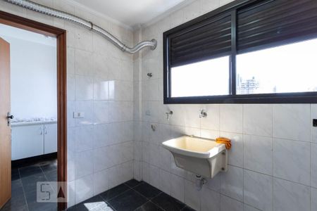 Apartamento à venda com 207m², 4 quartos e 4 vagas Apartamento à venda com 207m², 4 quartos e 4 vagasÁrea de Serviço