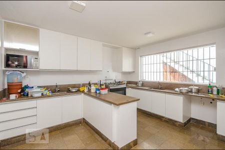 Casa à venda com 500m², 4 quartos e 3 vagasCozinha