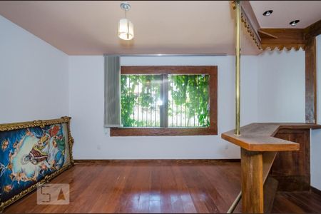 Casa à venda com 500m², 4 quartos e 3 vagasSala 2