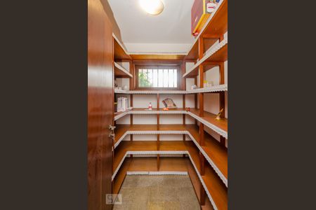 Casa à venda com 500m², 4 quartos e 3 vagasDespensa 1