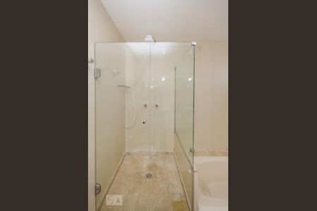 Casa à venda com 500m², 4 quartos e 3 vagasBanheiro Suíte master