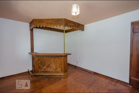 Casa à venda com 500m², 4 quartos e 3 vagasSala 2