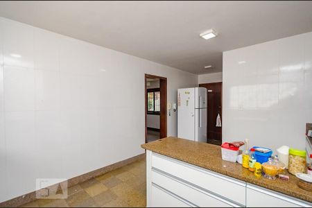 Casa à venda com 500m², 4 quartos e 3 vagasCozinha