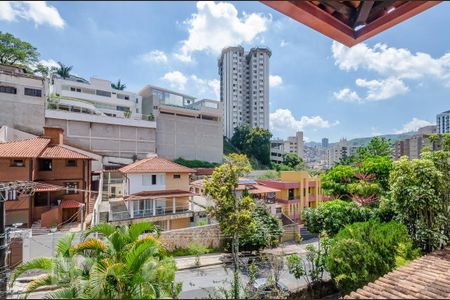 Casa à venda com 500m², 4 quartos e 3 vagasvaranda