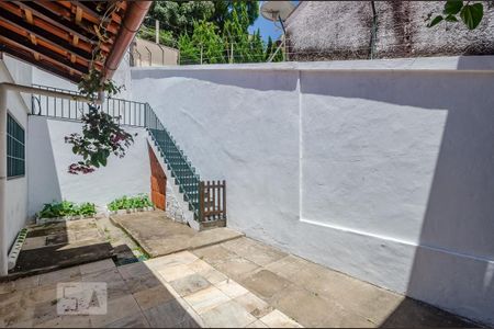 Casa à venda com 500m², 4 quartos e 3 vagasÁrea Externa