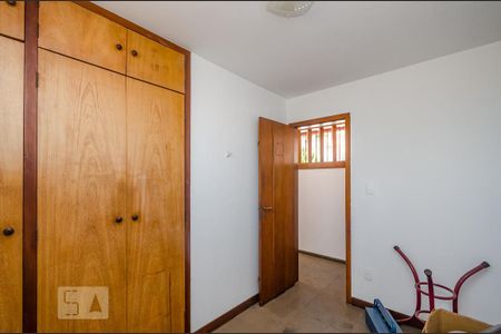 Casa à venda com 500m², 4 quartos e 3 vagasQuarto de Serviço 1