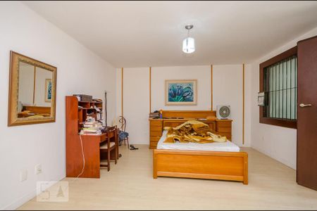 Casa à venda com 500m², 4 quartos e 3 vagasSuíte master