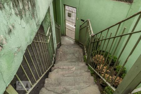 Casa à venda com 252m², 2 quartos e 5 vagasEscada