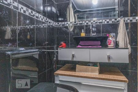 Casa à venda com 252m², 2 quartos e 5 vagasBanheiro