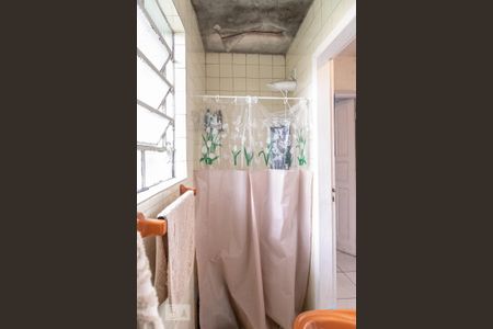 Casa à venda com 252m², 2 quartos e 5 vagasBanheiro