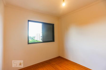 Quarto 1 de apartamento para alugar com 2 quartos, 72m² em Jardim Pinheiros, São Paulo