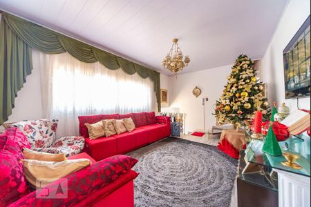 Casa à venda com 345m², 4 quartos e 3 vagas Casa à venda com 345m², 4 quartos e 3 vagasSala da casa2