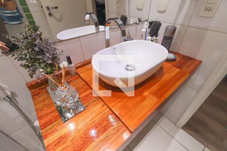 Apartamento à venda com 197m², 4 quartos e 2 vagasBanheiro