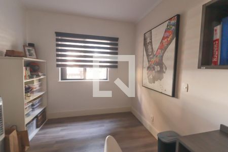 Apartamento à venda com 197m², 4 quartos e 2 vagasQuarto 2 