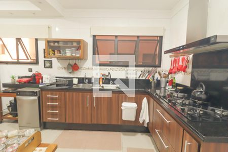 Apartamento à venda com 197m², 4 quartos e 2 vagasCozinha