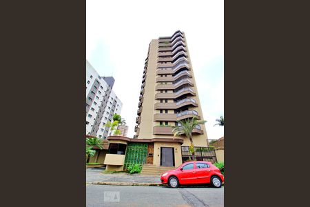 Apartamento à venda com 195m², 4 quartos e 4 vagasFachada