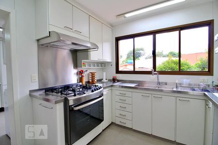 Apartamento à venda com 195m², 4 quartos e 4 vagasCozinha