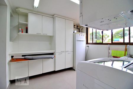 Apartamento à venda com 195m², 4 quartos e 4 vagasÁrea de Serviço