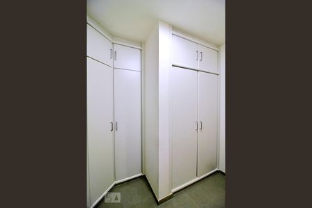 Apartamento à venda com 195m², 4 quartos e 4 vagasQuarto de Serviço