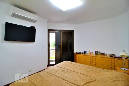 Apartamento à venda com 195m², 4 quartos e 4 vagasSuíte 1