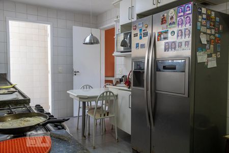 Apartamento à venda com 400m², 4 quartos e 3 vagasCozinha