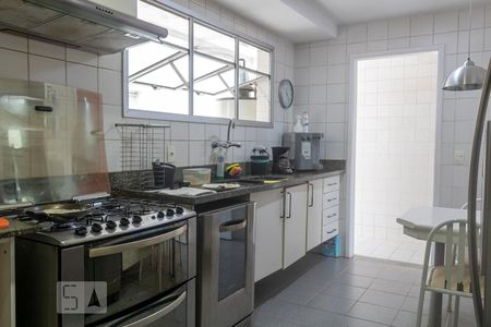 Apartamento à venda com 400m², 4 quartos e 3 vagasCozinha
