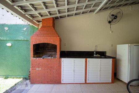 Casa de condomínio à venda com 250m², 3 quartos e 5 vagas Casa de condomínio à venda com 250m², 3 quartos e 5 vagasÁrea de Lazer