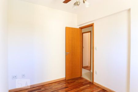 Apartamento para alugar com 90m², 3 quartos e 2 vagasQuarto