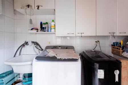 Casa à venda com 168m², 3 quartos e 3 vagas Casa à venda com 168m², 3 quartos e 3 vagasÁrea de Serviço