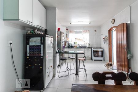 Casa à venda com 168m², 3 quartos e 3 vagas Casa à venda com 168m², 3 quartos e 3 vagasCozinha