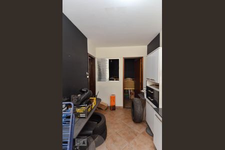 Casa à venda com 150m², 3 quartos e 4 vagas Casa à venda com 150m², 3 quartos e 4 vagasCozinha - Área da Churrasqueira