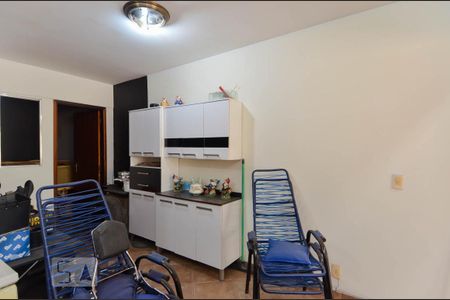Casa à venda com 150m², 3 quartos e 4 vagas Casa à venda com 150m², 3 quartos e 4 vagasCozinha - Área da Churrasqueira