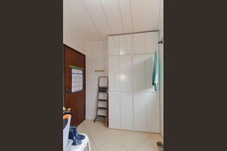 Casa à venda com 150m², 3 quartos e 4 vagas Casa à venda com 150m², 3 quartos e 4 vagasÁrea de Serviço