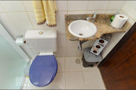 Casa à venda com 150m², 3 quartos e 4 vagas Casa à venda com 150m², 3 quartos e 4 vagasBanheiro