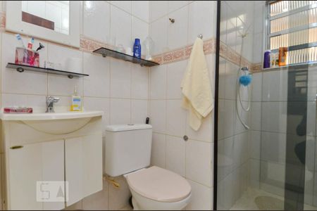 Casa à venda com 150m², 3 quartos e 4 vagas Casa à venda com 150m², 3 quartos e 4 vagasBanheiro da Suíte