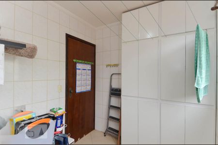 Casa à venda com 150m², 3 quartos e 4 vagas Casa à venda com 150m², 3 quartos e 4 vagasÁrea de Serviço