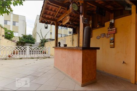 Casa à venda com 150m², 3 quartos e 4 vagas Casa à venda com 150m², 3 quartos e 4 vagasÁrea da Churrasqueira