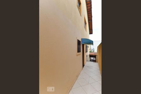Casa à venda com 150m², 3 quartos e 4 vagas Casa à venda com 150m², 3 quartos e 4 vagasCorredor Lateral