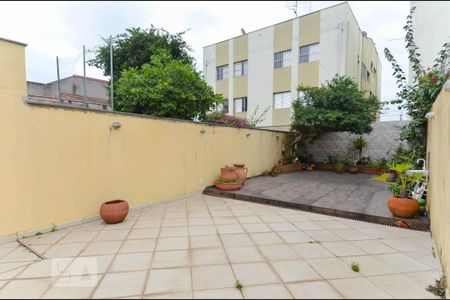 Casa à venda com 150m², 3 quartos e 4 vagas Casa à venda com 150m², 3 quartos e 4 vagasQuintal