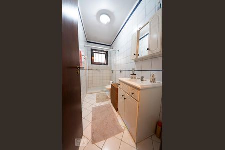 Casa à venda com 217m², 4 quartos e 2 vagasBanheiro